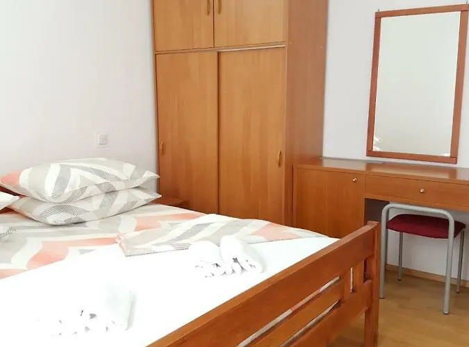 아파트 Luka & Iva *