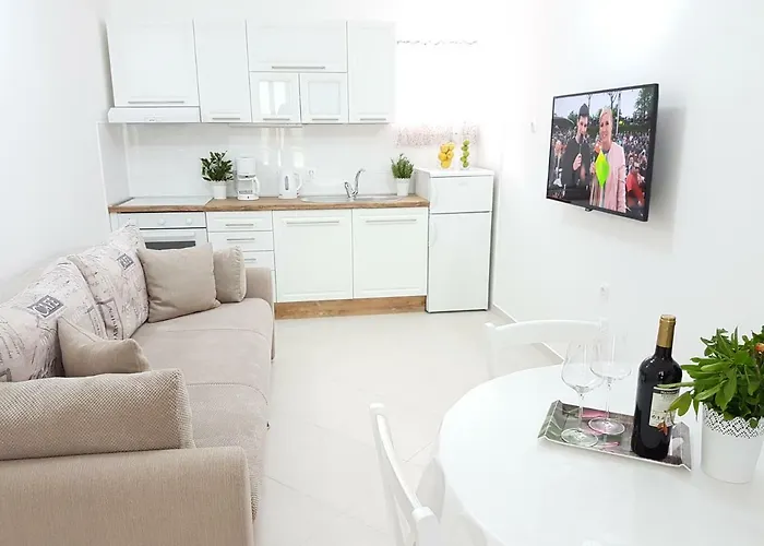 아파트 Luka & Iva *